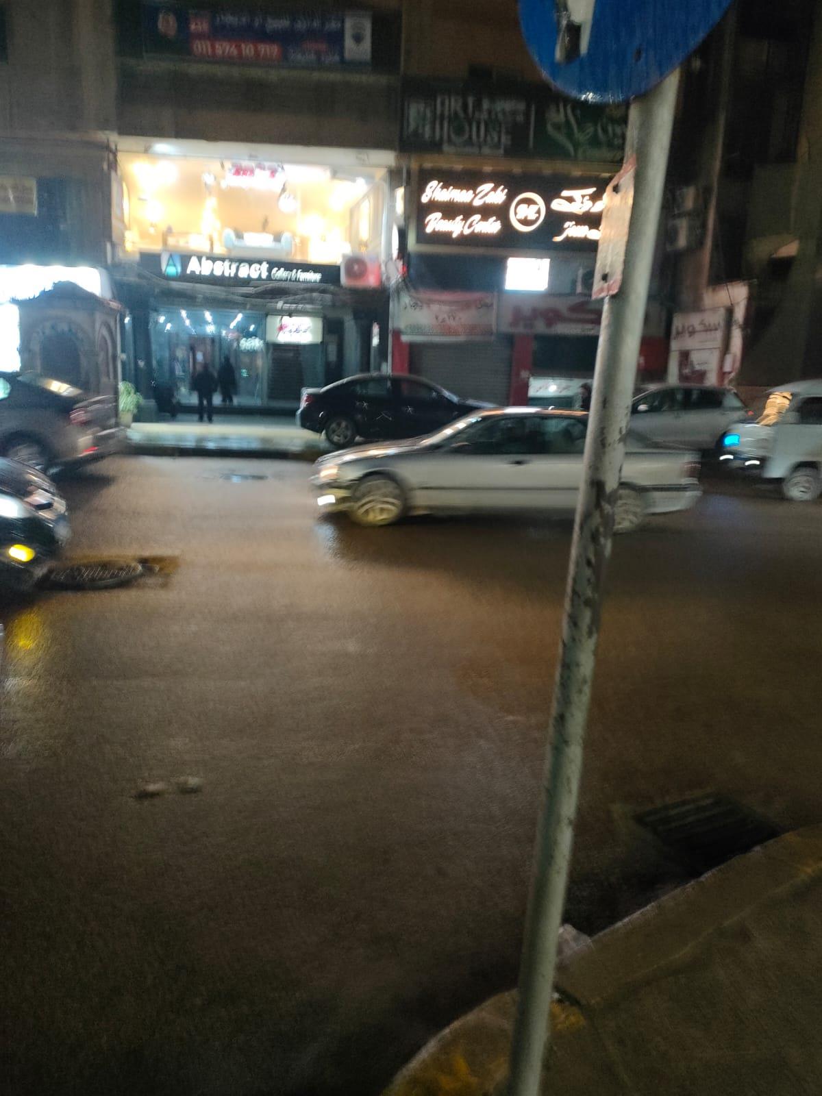 النوة مستمرة.. هطول أمطار الكرم على الإسكندرية 