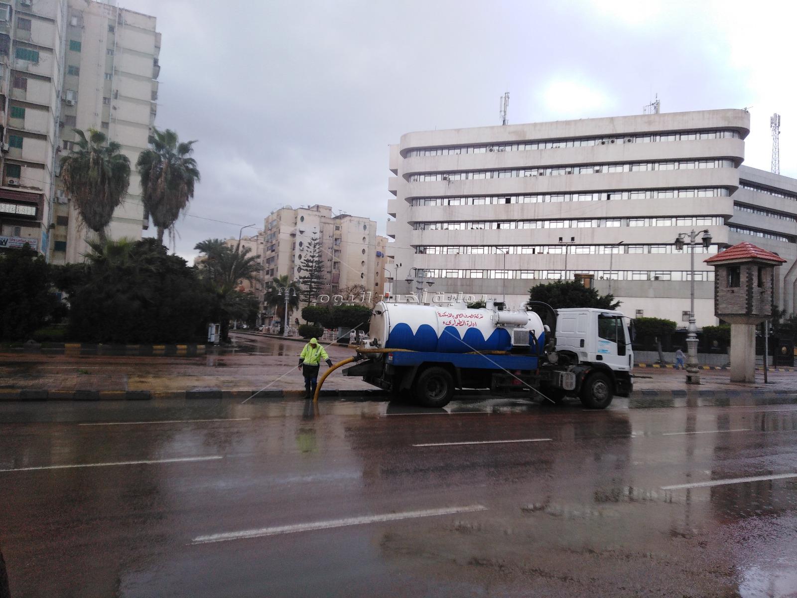 لليوم الخامس ..هطول أمطار "الكرم" على الإسكندرية