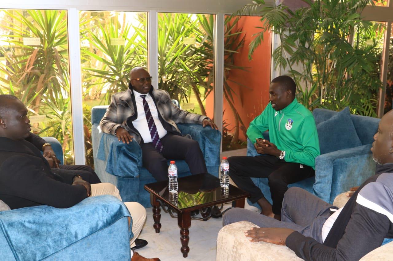 سفير جنوب السودان يطمئن على استعدادات منتخب بلاده للمشاركة في أمم أفريقيا 