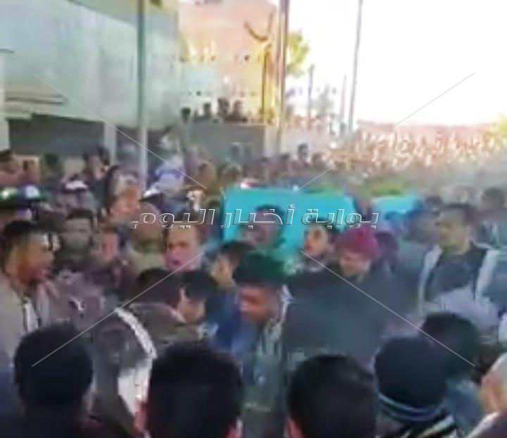 جنازة مهيبة غير مسبوقة للشاب عمر الكودي أحد قادة العمل الاجتماعي بسوهاج