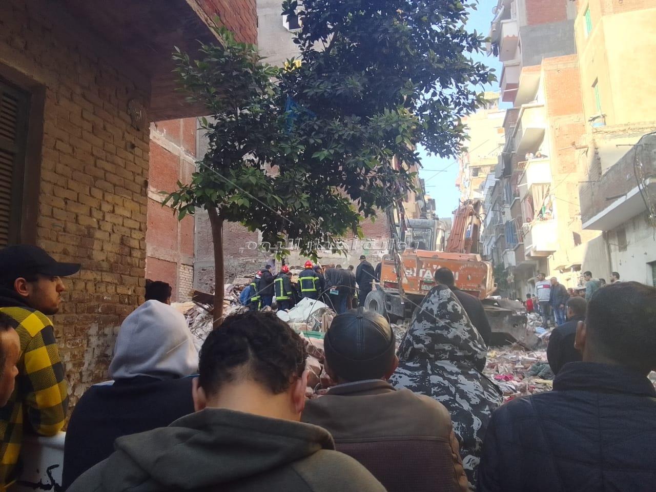 ارتفاع ضحايا عقار الورديان المنهار بالإسكندرية لـ 5 جثث و3 مصابين