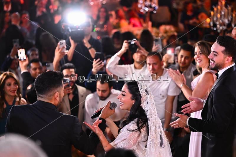 حماقي يشعل زفاف ابنة حميد الشاعري وسط النجوم