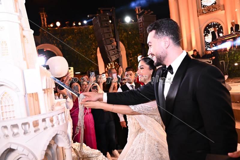 حماقي يشعل زفاف ابنة حميد الشاعري وسط النجوم