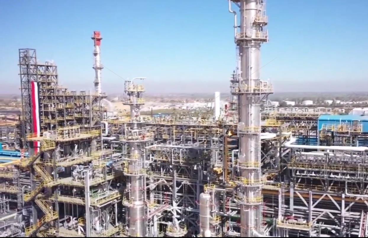 مجمع إنتاج البنزين عالي الاوكتان مشروع عملاق على أرض أسيوط