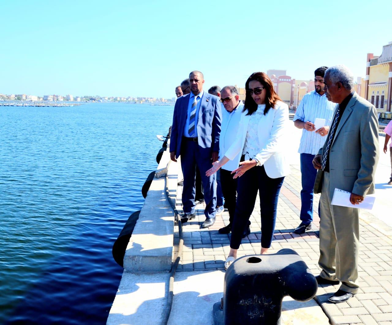 نائب محافظ البحيرة تتابع الموقف التنفيذي لمشروع ميناء الصيد برشيد. 