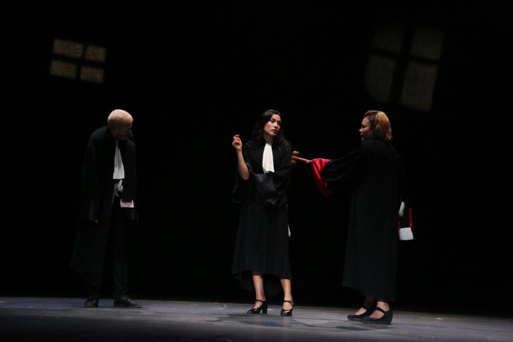 «الروبة» يناقش غياب مفهوم العدالة ضمن عروض مهرجان المسرح التجريبي