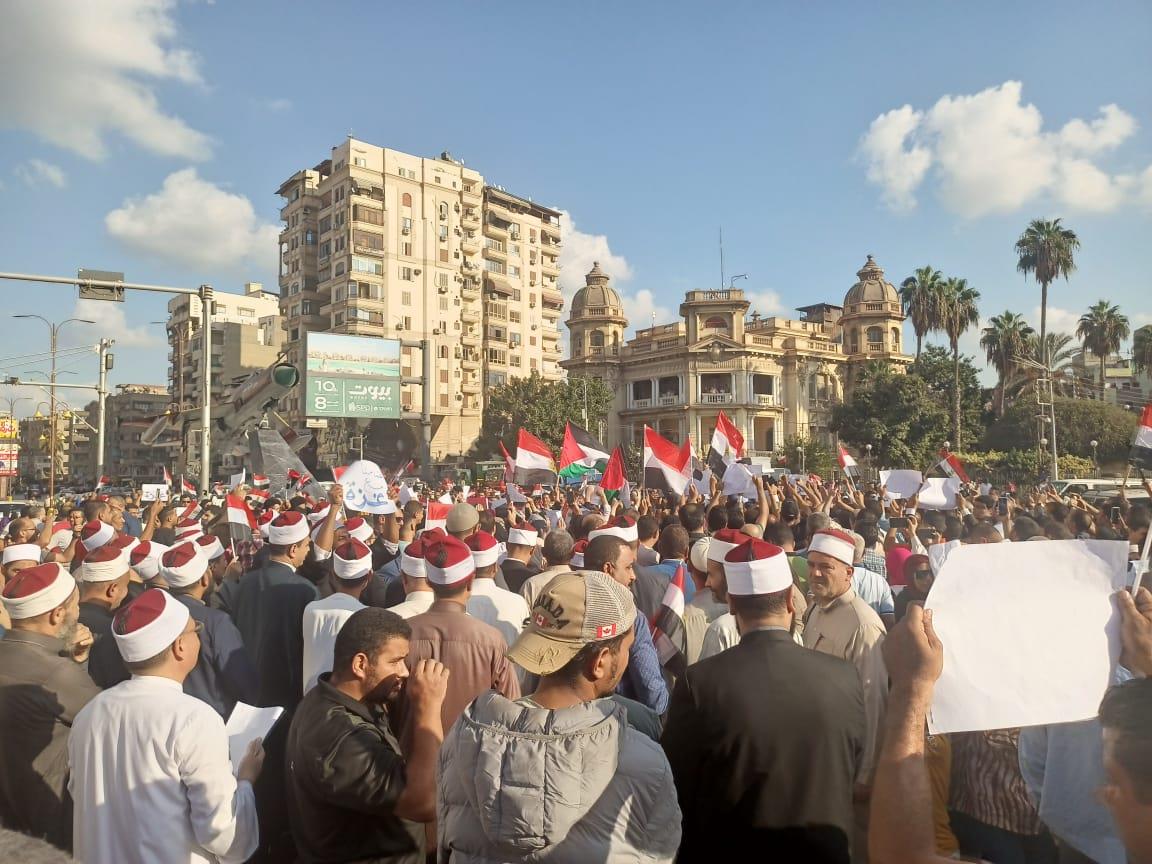 احتشد الآلاف من أبناء محافظة الدقهلية