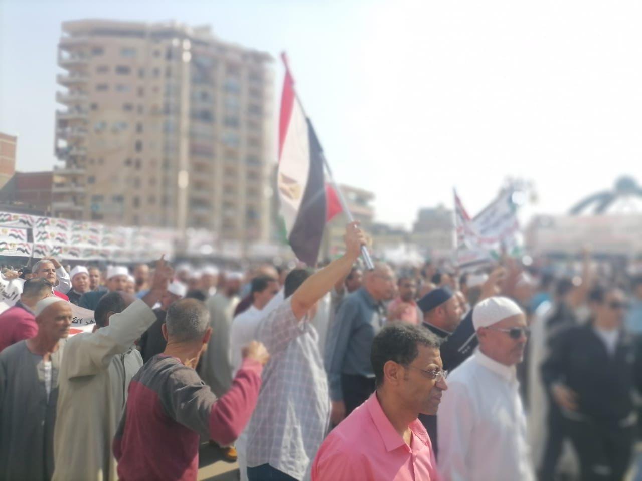 المصريين الأحرار بالبحيرة يشارك بالالاف تفويض الرئيس السيسي للحافظ علي أمن مصر القومي