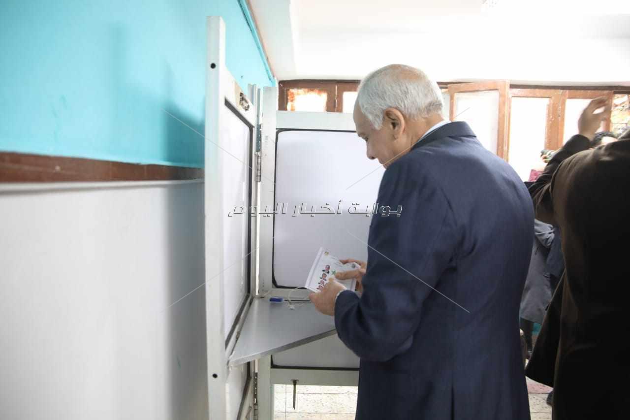 محافظ الجيزة يُدلي بصوته في الانتخابات الرئاسية 2024