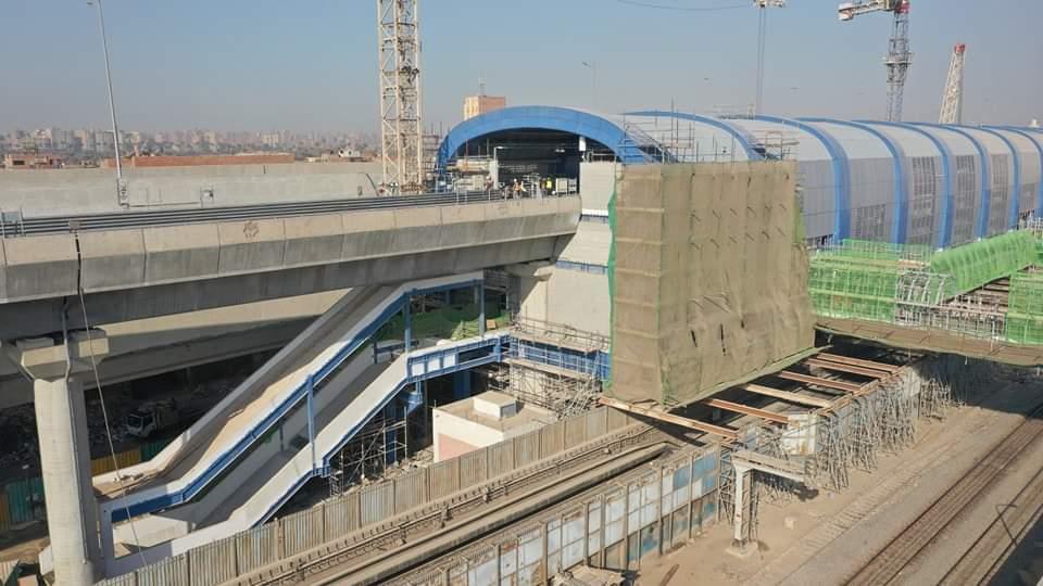 بالصور.. تقدم معدلات تنفيذ محطة مترو جامعة القاهرة بالخط الثالث 