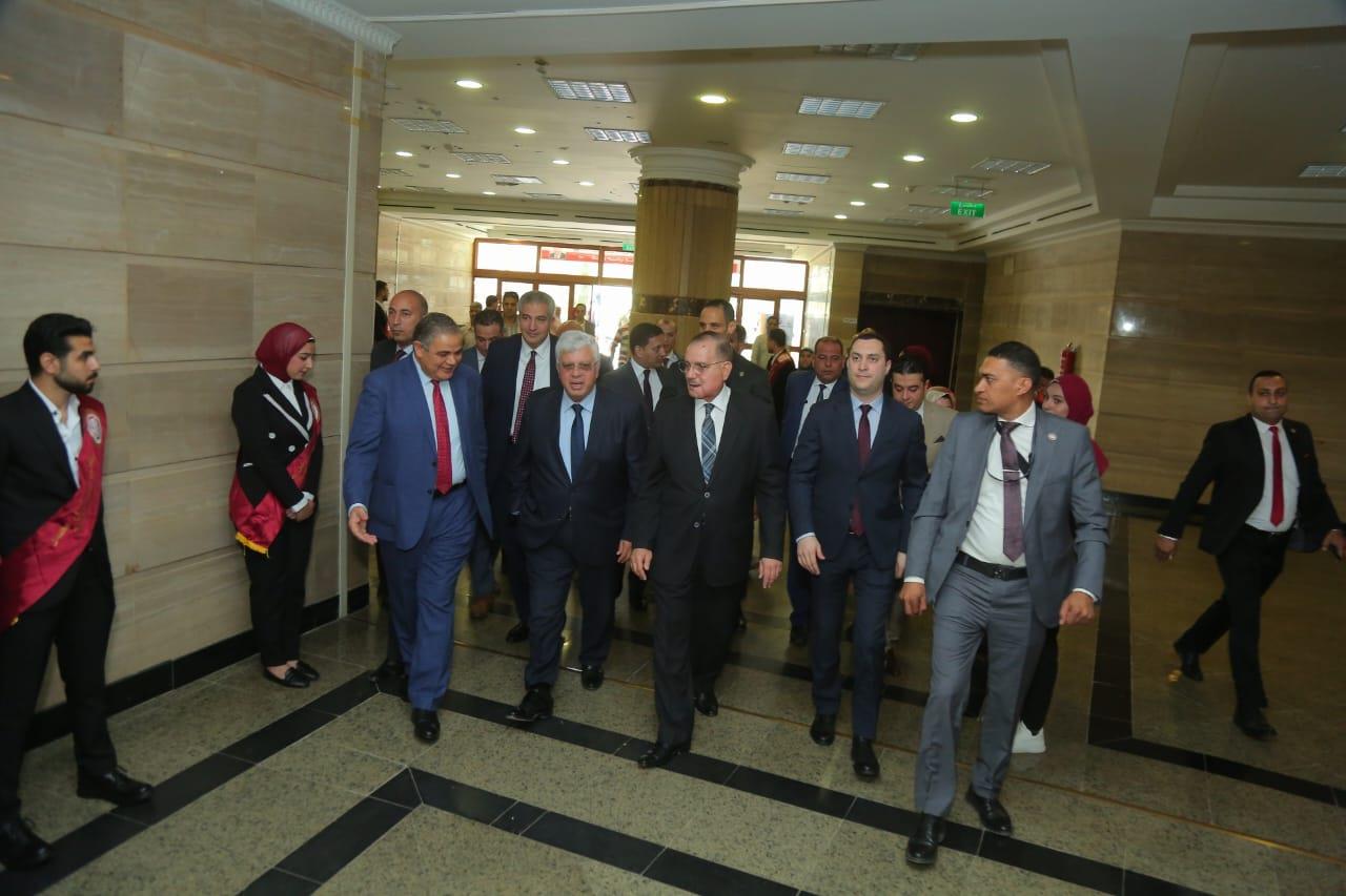 محافظ كفرالشيخ يستقبل وزير التعليم العالي خلال زيارته لجامعة كفر الشيخ