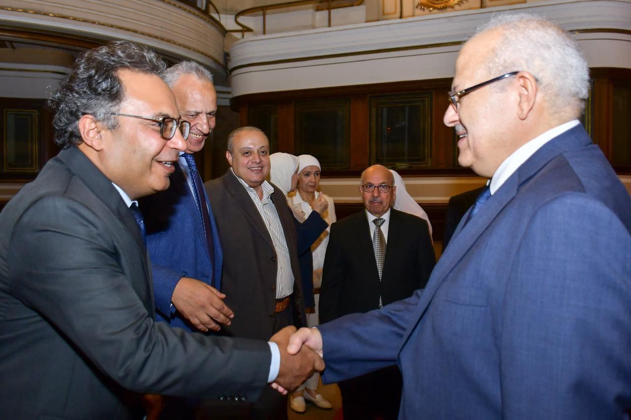 مجلس جامعة القاهرة يهنئ الرئيس السيسى والشعب المصرى بثورة 30 يونيو