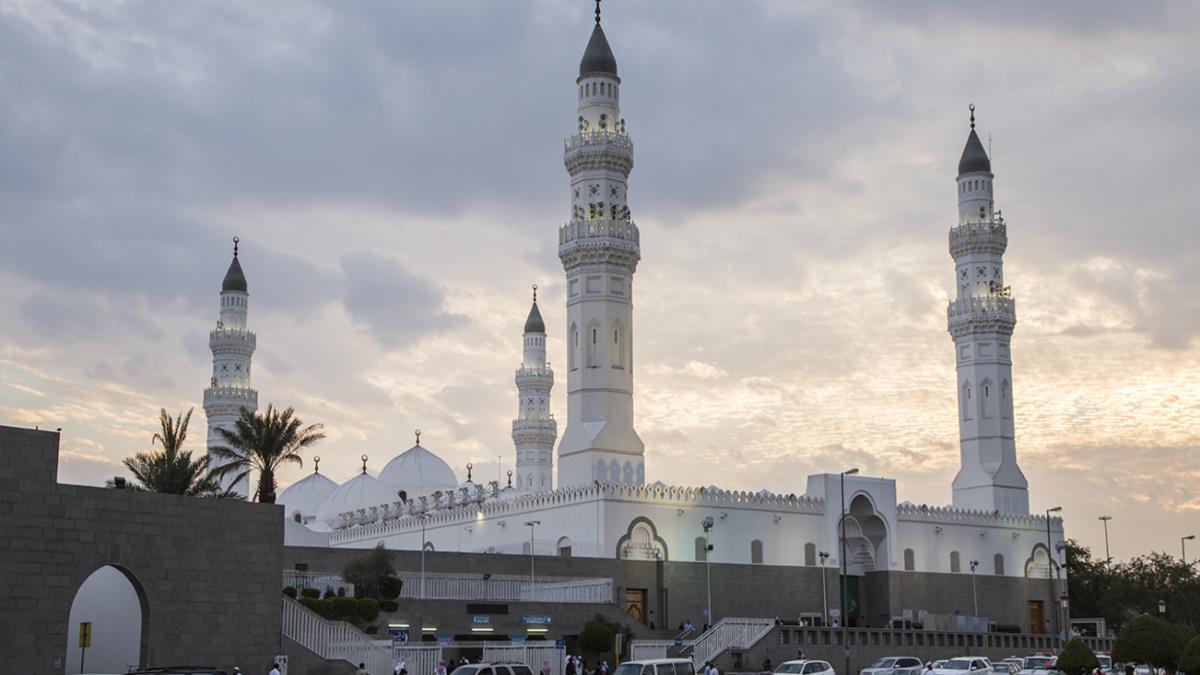  أول مسجد بني في الإسلام  
