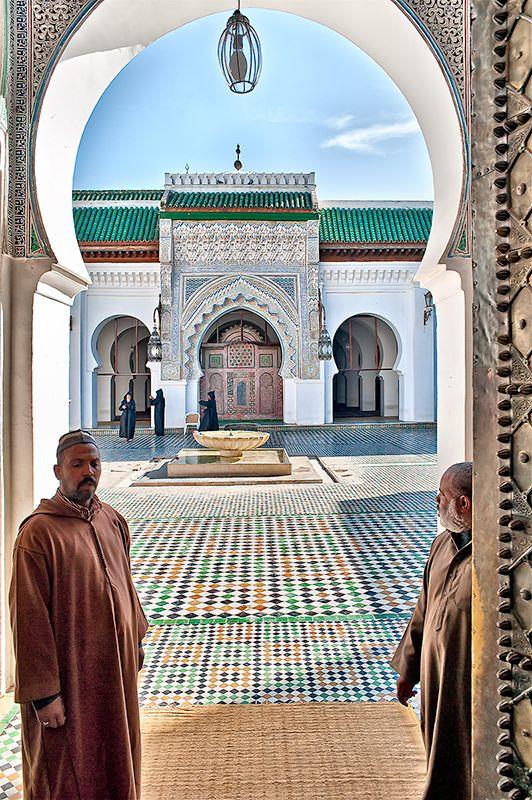  جامع القرويين من أقدم جوامع المغرب 