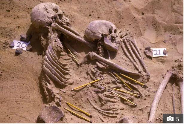 عمرها 13000 عام ...اكتشاف مقبرة مليئة بالجثث
