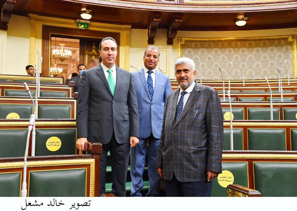 المستشار أحمد مناع يستقبل أمين عام البرلمان العربي 
