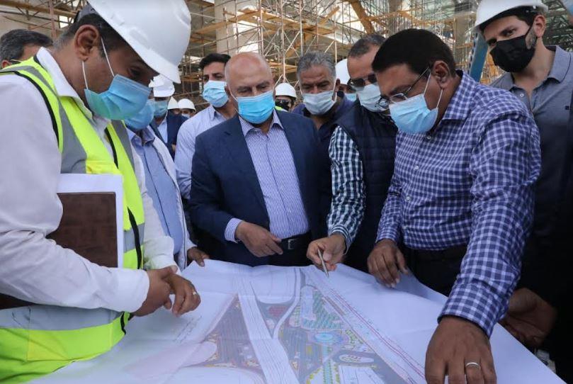وزير النقل يستقل جرار اختبار السكة  في المسافة من محطة عدلي منصور حتى محطة