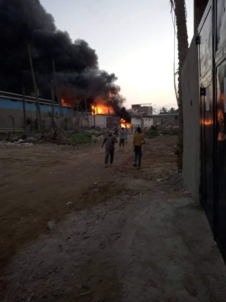 حريق بمصنع تنر بمنطقة السنانية