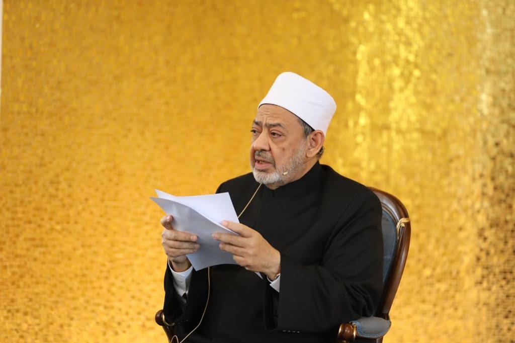 الإمام الأكبر يدعو رموز الأديان إلى لقاء لدراسة ما عليهم حيال الكوارث الطبيعية