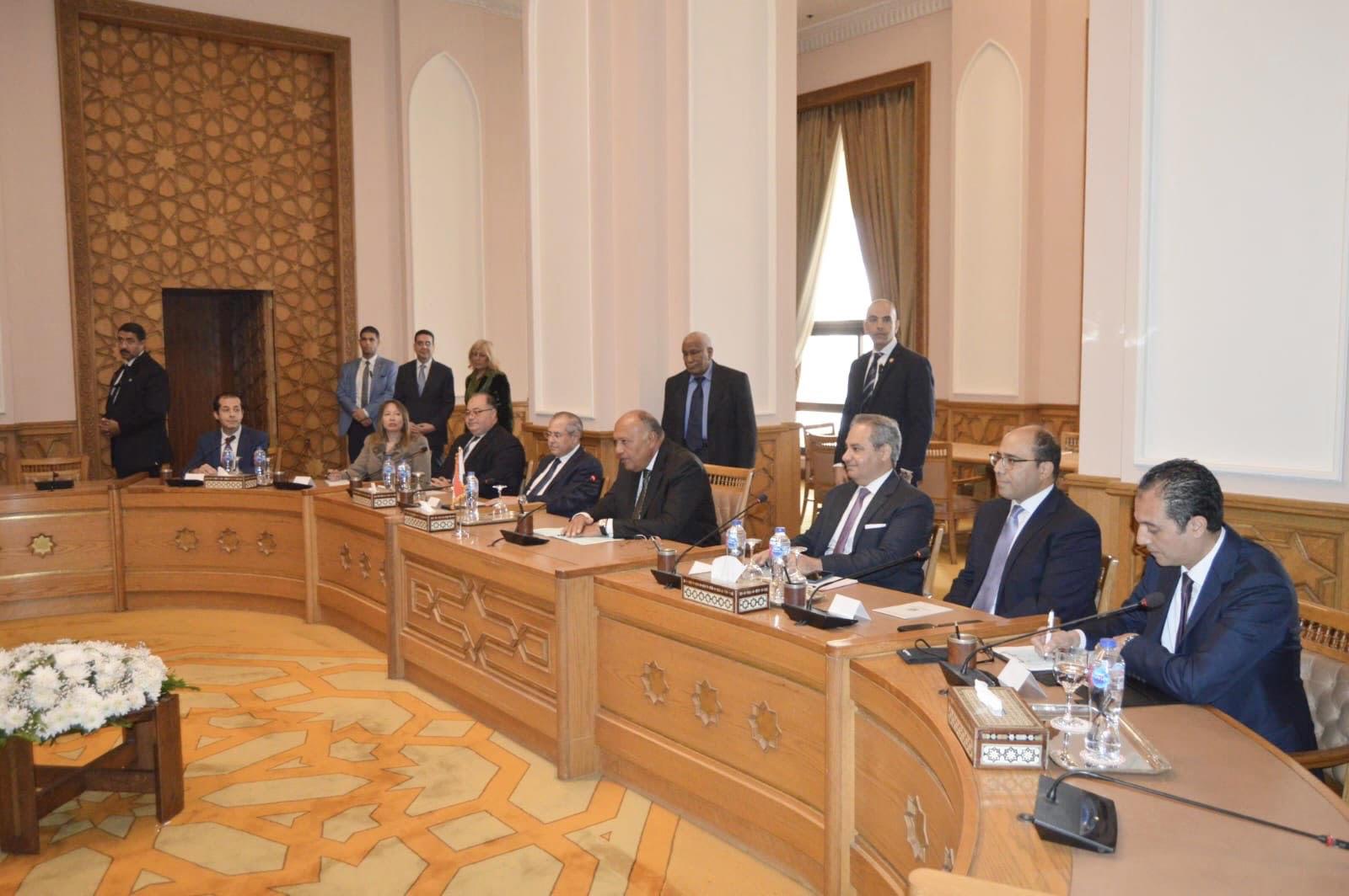 مباحثات رسمية موسعة بين وزيري خارجية مصر وايطاليا