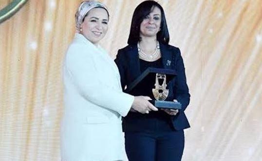 تكريم السيدة الأولى لدكتور مايا مرسي