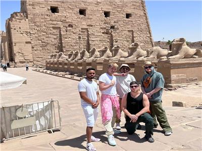 فريق الـ «بيت بوكس الأمريكي» من الأقصر: الحضارة المصرية تذهل كل من يراها