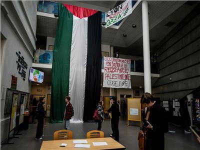 إغلاق جامعة سيانس بو الفرنسية بسبب احتجاجات للتضامن مع غزة