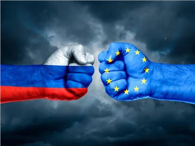 أوروبا تجهز «الدروع الإعلامية» لتجنب الوقوع في فخ الشائعات الروسية قبل الانتخابات