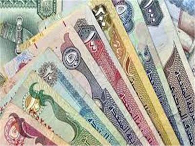 تباين أسعار العملات العربية في بداية تعاملات اليوم الثلاثاء