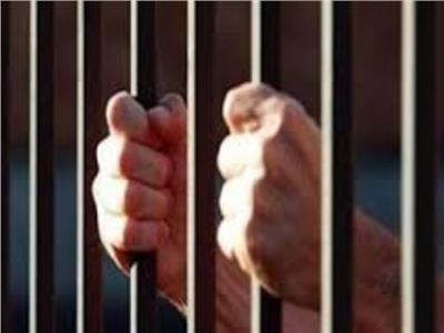 حبس مسجل خطر لقيامه بتصنيع المخدرات بالقاهرة 