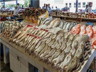أسعار الأسماك اليوم 4 يونيو بسوق العبور