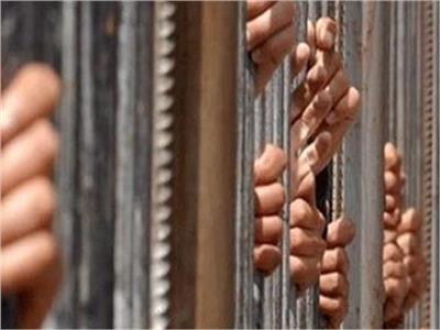 تجديد حبس الطلاب المتهمين بالتعدي على زميلهم بـ« كتر» داخل مدرسة بالهرم 