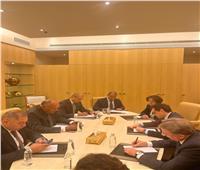 وزير الخارجية يلتقي نظيره الفرنسي لبحث مستجدات الوضع بقطاع غزة  