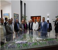 «مدبولي» يتفقد مجلس مدينة شرم الشيخ الجديد ومبنى خدمات مصر