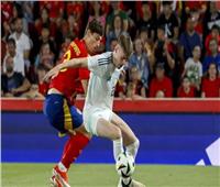إسبانيا تعاقب إيرلندا الشمالية بمهرجان أهداف