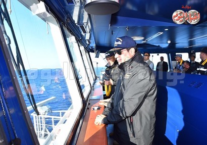 الرئيس السيسي يشهد المناورة التكتيكية للقوات البحري