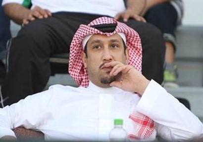 رئيس النادي الأهلي السعودي "الأمير فهد بن خالد"