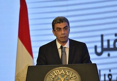 الكاتب الصحفي ياسر رزق خلال مؤتمر أخبار اليوم الاقتصادي الرابع