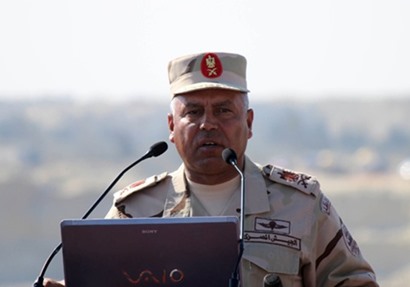 اللواء كامل الوزير رئيس الهيئة الهندسية للقوات المسلحة