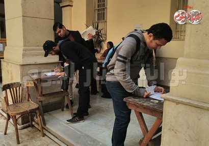 "تجارة القاهرة" تؤجل المحاضرات اليوم والغد بسبب الإنتخابات الطلابية