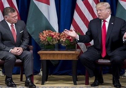 الرئيس الأمريكي دونالد ترامب مع العاهل الأردني الملك عبدالله الثاني