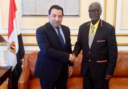 رئيس وزراء أوغندا يصل شرم الشيخ