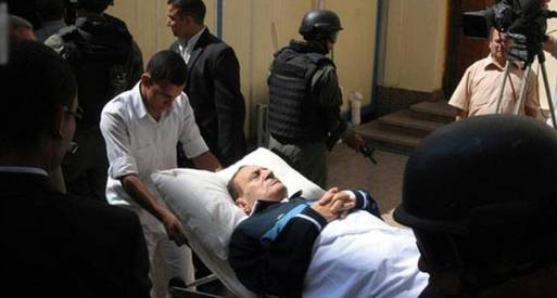 تأجيل محاكمة مبارك للخميس 