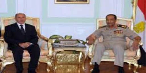  طنطاوي وعبدالجليل يؤكدان ضرورة تفعيل الاتفاقيات بين مصر و ليبيا 