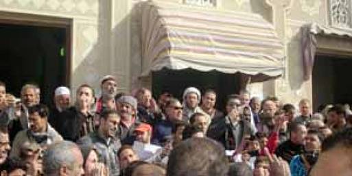 ثوار سيناء يتظاهرون لتحقيق مطالب الثورة 