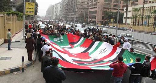 احباط محاولة اقتحام المتظاهرين السفارة السورية 