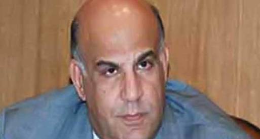  محافظ القاهرة يشهد إزالة مخالفات على ضفاف النيل