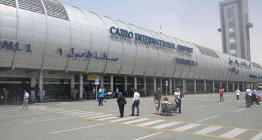 488 فلسطينياً يغادرون من مطار القاهرة لأداء العمرة