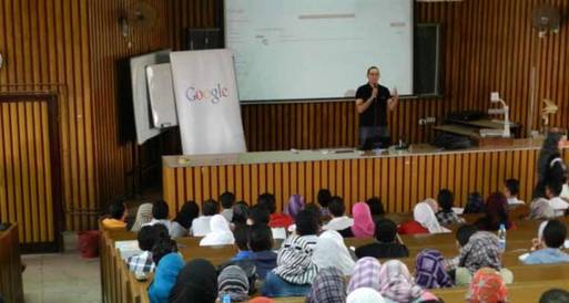 جوجل تدعم مشروعات صغيرة للشباب في مجال تكنولوجيا المعلومات 