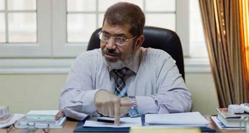مرسي: نحترم أحكام الدستورية العليا وسنتعامل معها بشكل قانوني